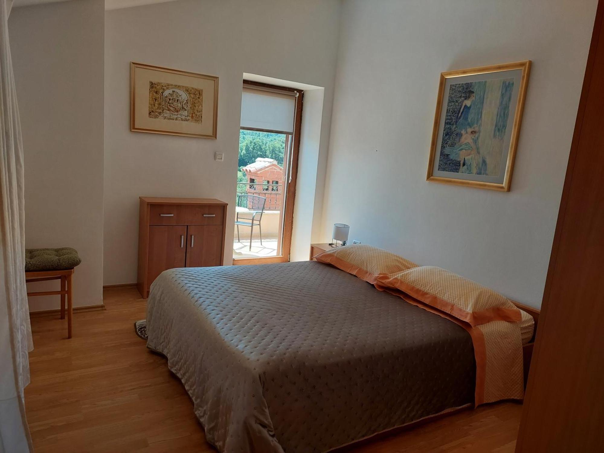 Casa Mandula Holiday home *